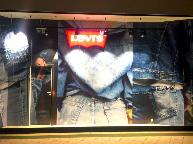 Levi's